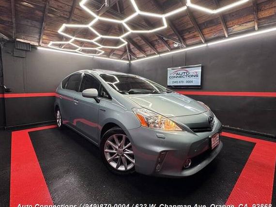 TOYOTA PRIUS V 2014 JTDZN3EU2E3295503 image